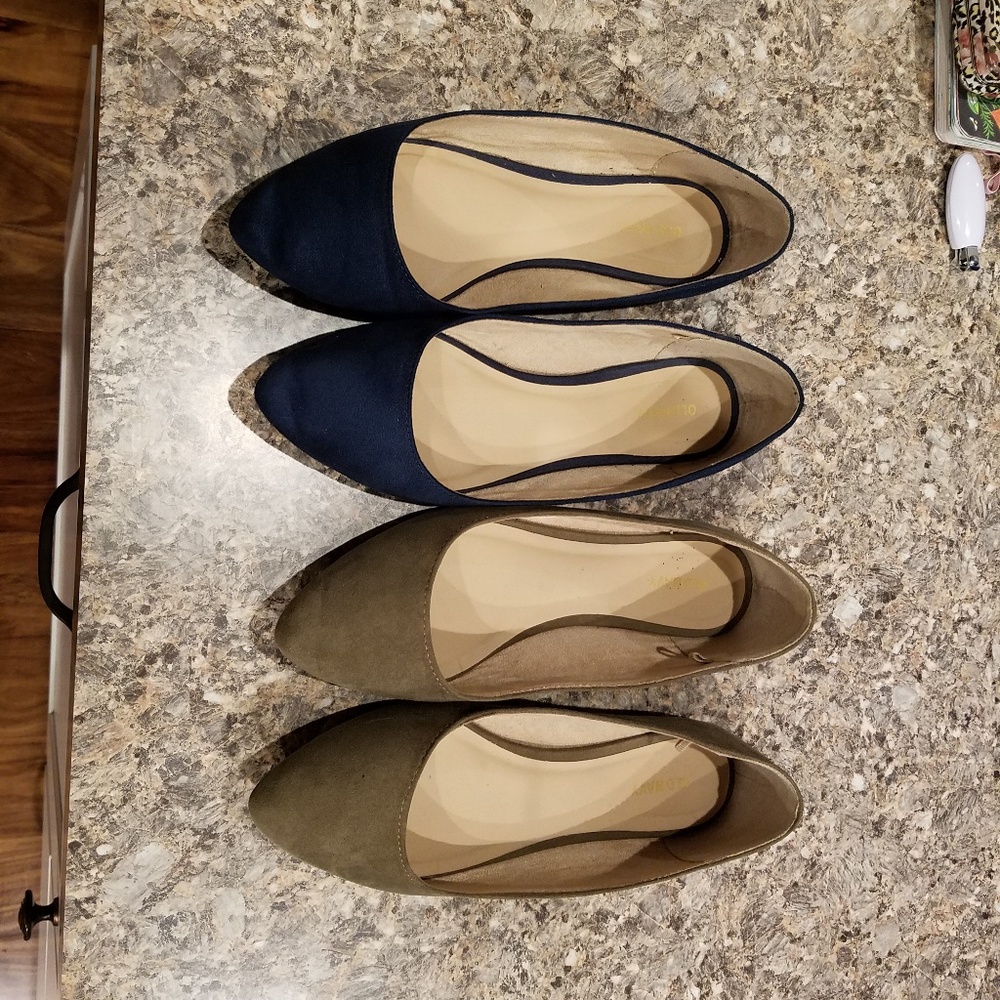 Old Navy Faux Suede Pointed Flats